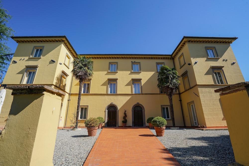 San Martino Hotel Wellness Riparbella Exterior photo
